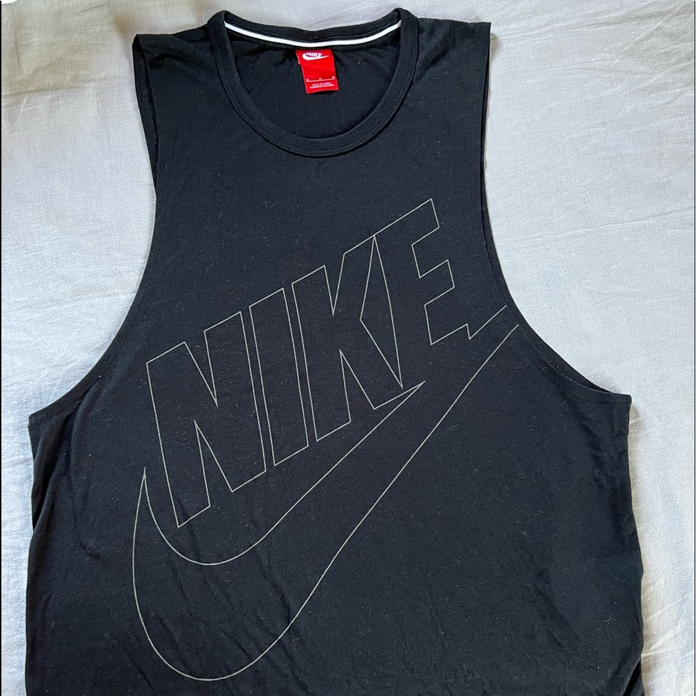 Nike Cut off